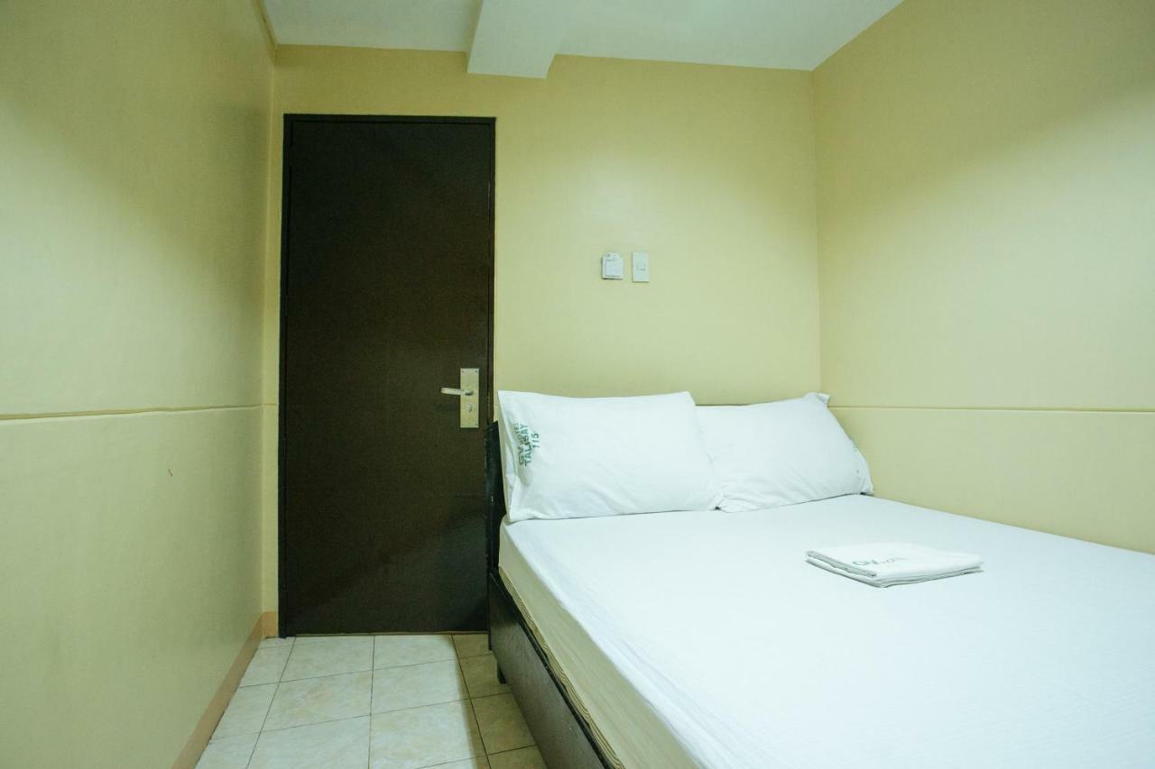 Gv Hotel - Talisay City Экстерьер фото